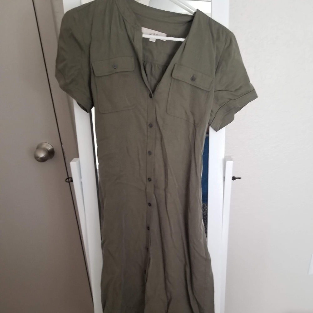 Green dress with belt